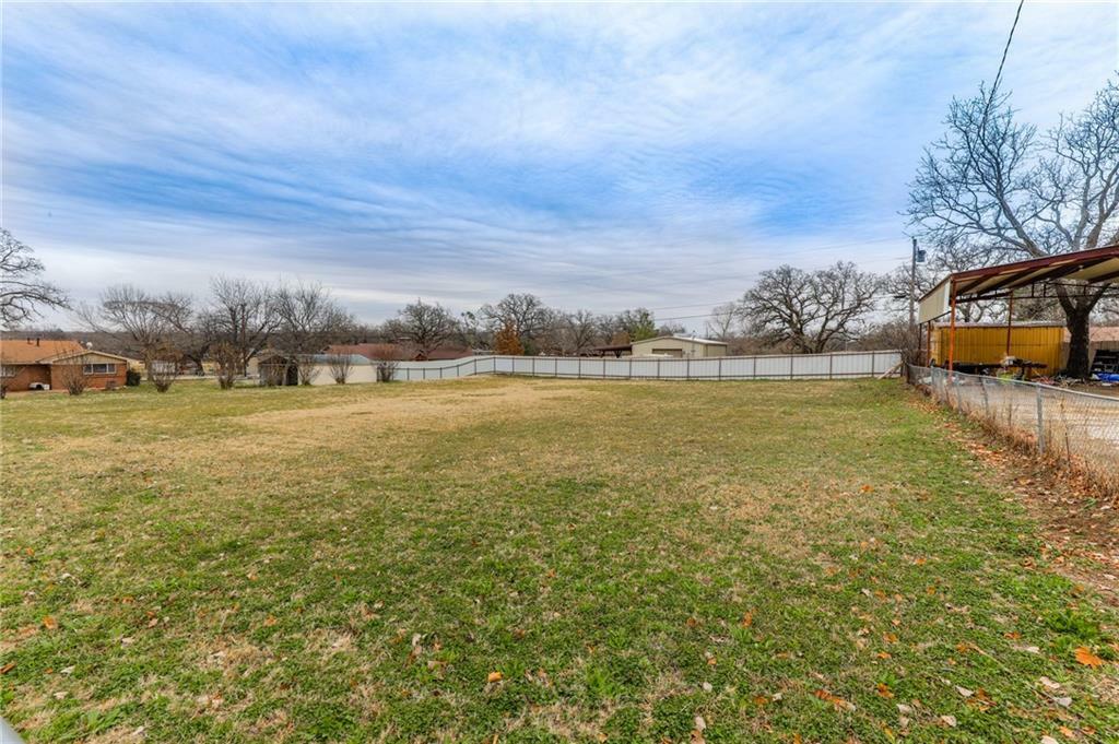 Property Photo:  Tbd NW 32 Street  TX 76067 