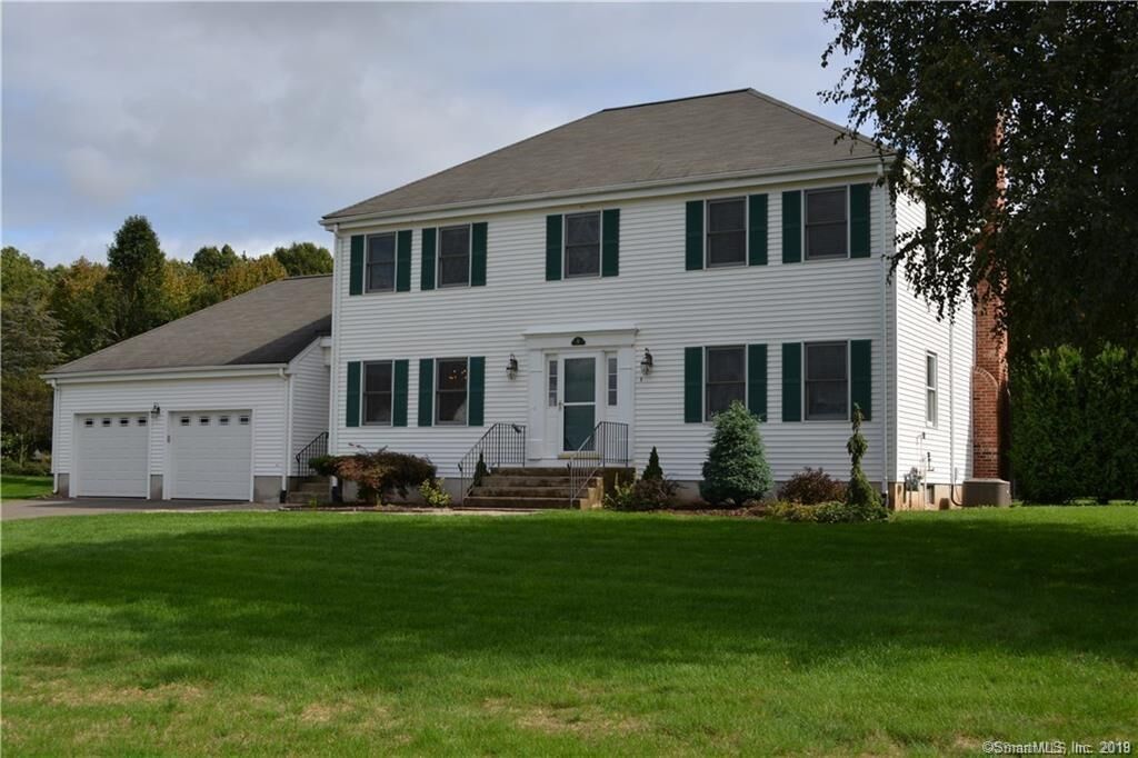 Property Photo: 1 Settlers Way CT 06029