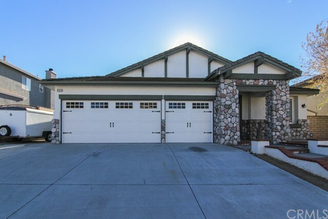 Property Photo:  935 Cornerstone Way  CA 92880 