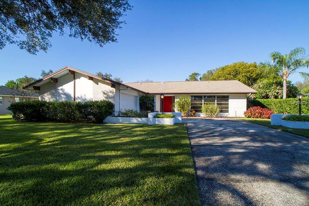 Property Photo:  2680 Clubhouse Drive S  FL 33761 