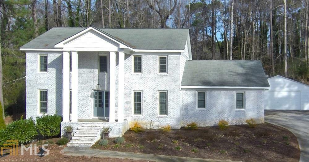 Property Photo:  1460 Woodcrest Dr  GA 30075 