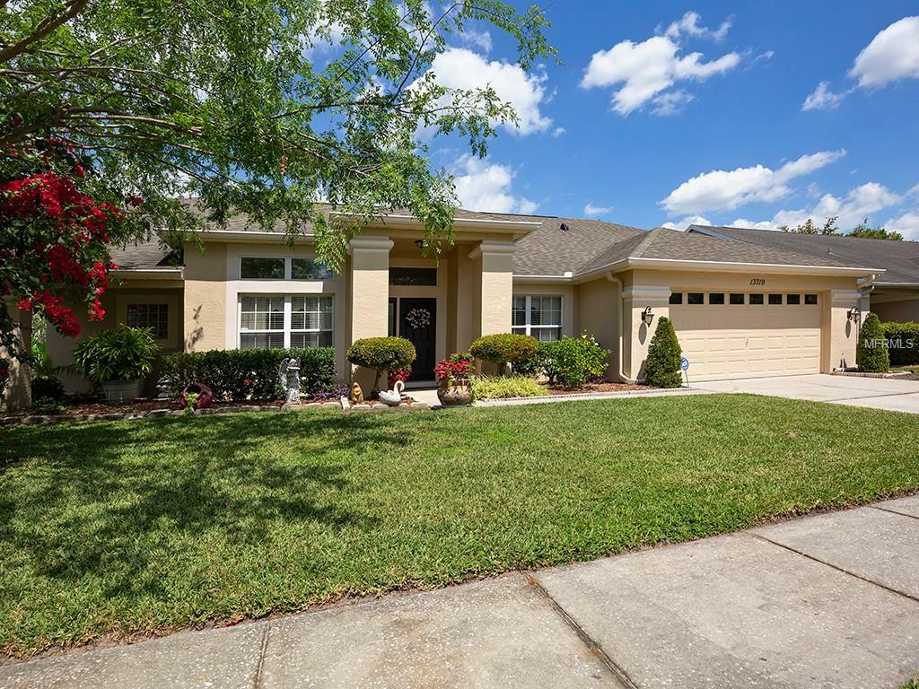 Property Photo:  13719 Blue Lagoon Way  FL 32828 