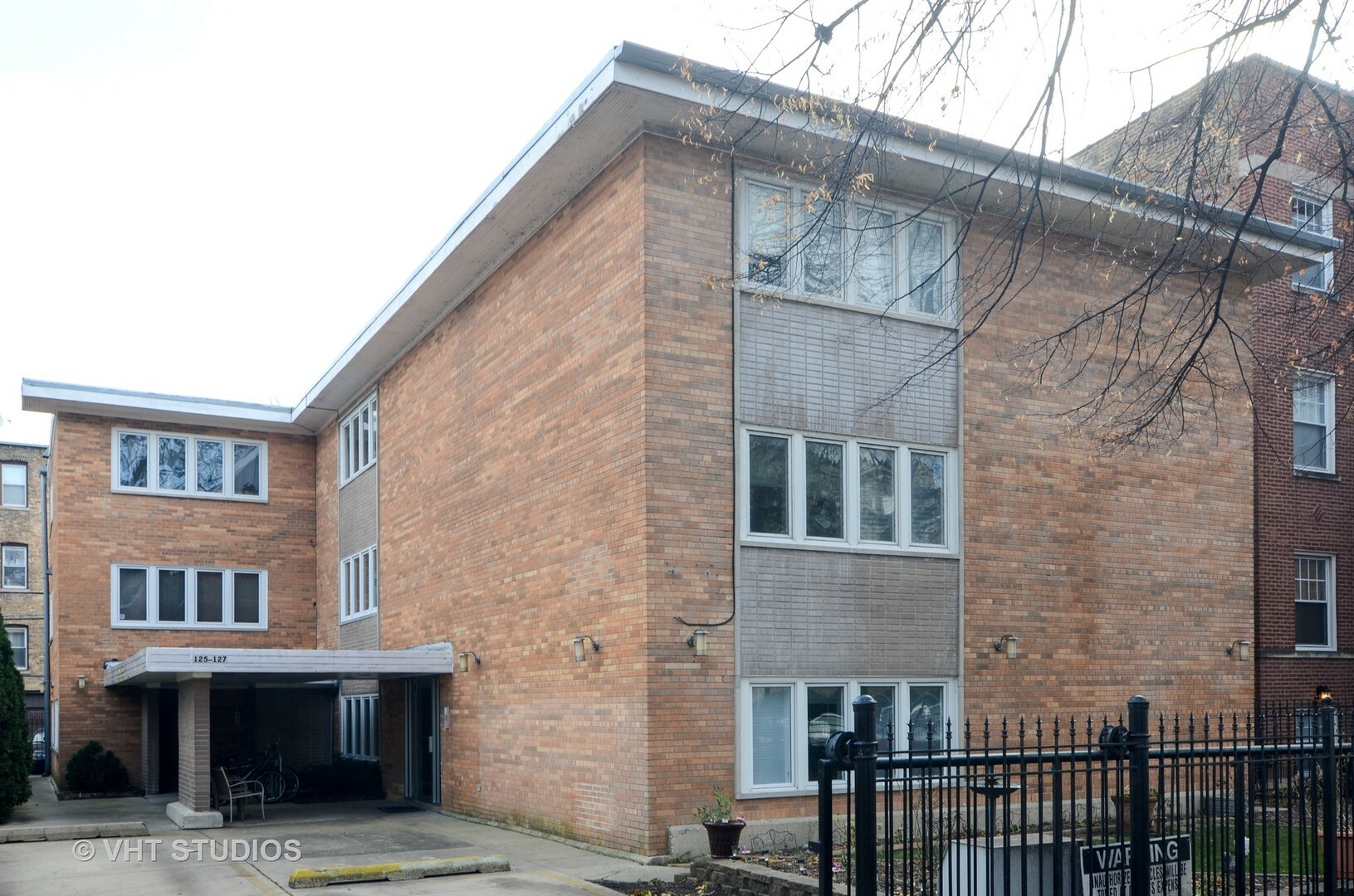 Property Photo: 125 Callan Avenue 2E IL 60202