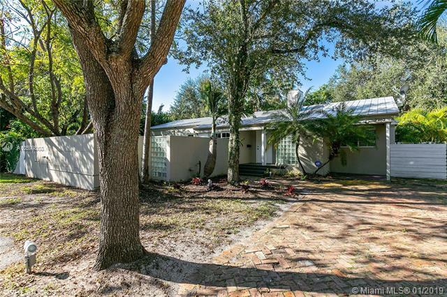 7262 SW 52 Ct  Miami FL 33143 photo