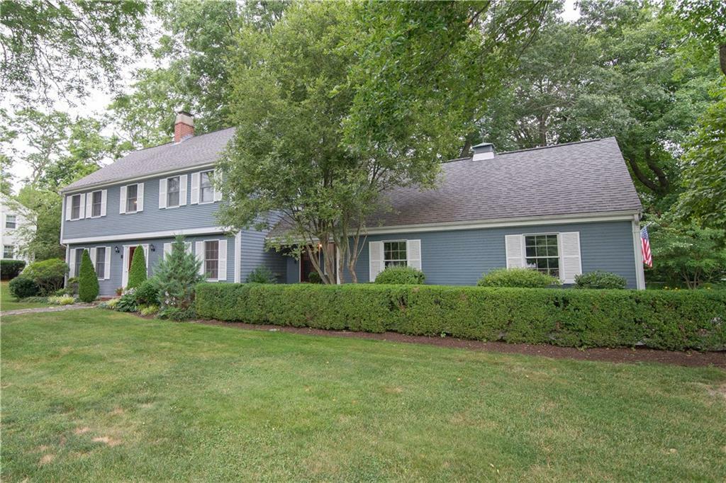 Property Photo:  8 Ridgeland Rd  RI 02806 