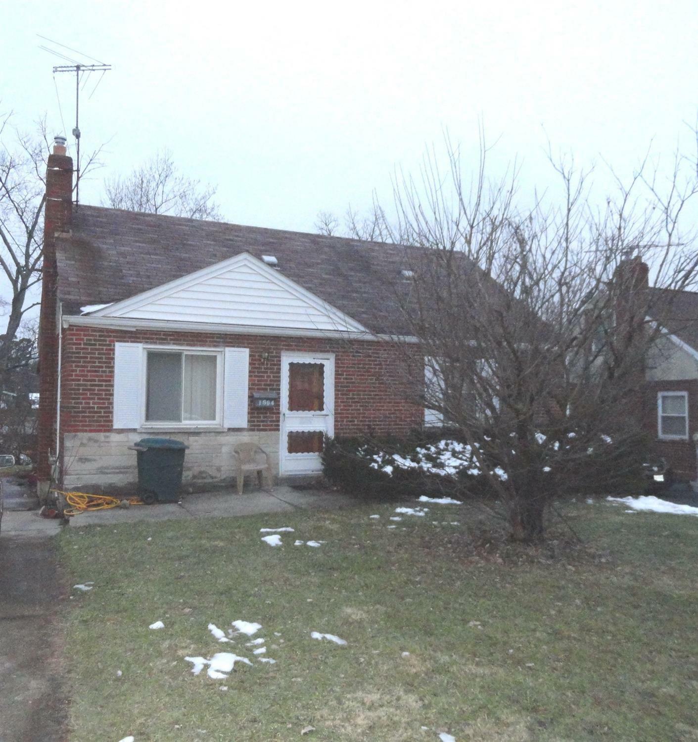Property Photo: 1664 Trillium Court OH 45215