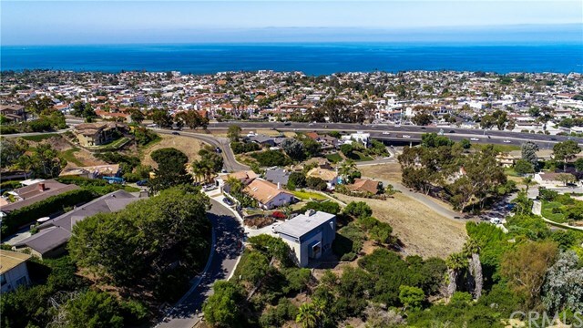 130 Avenida De La Paz  San Clemente CA 92672 photo