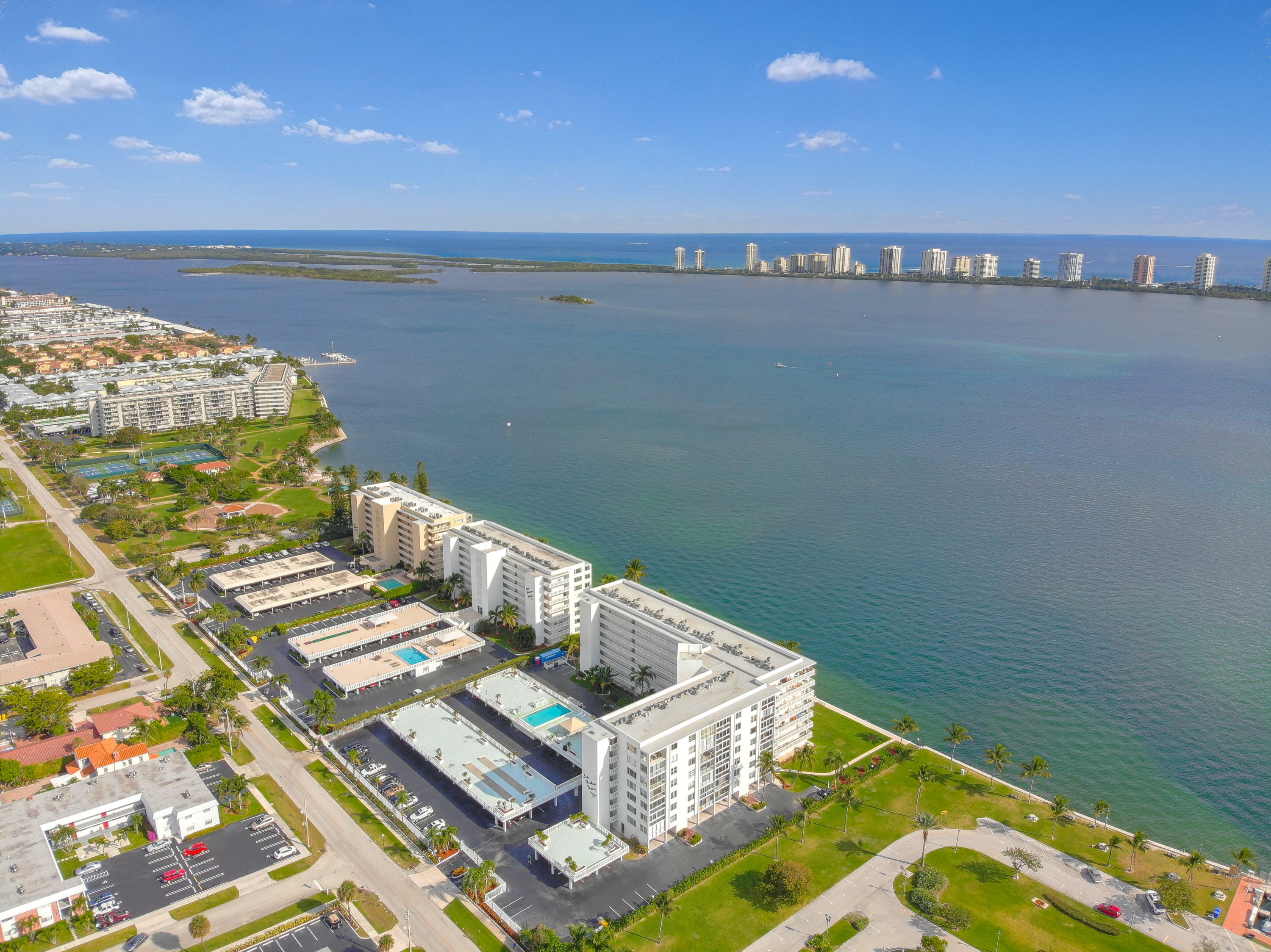 Property Photo:  301 Lake Shore Drive 206  FL 33403 