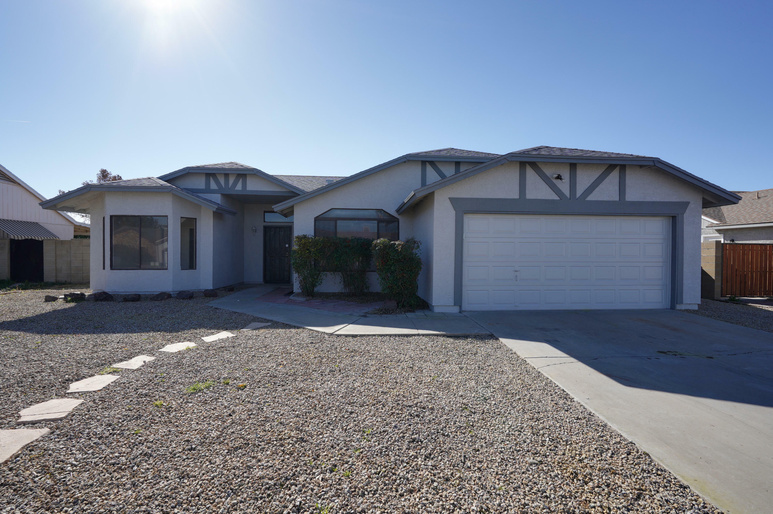 Property Photo:  6333 W Acapulco Lane  AZ 85306 