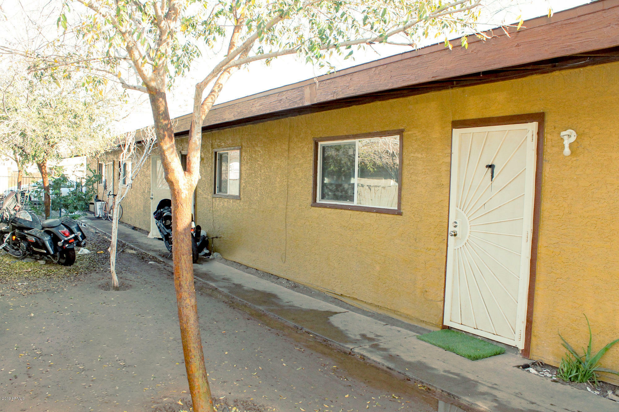 Property Photo:  2102 W Heatherbrae Drive  AZ 85015 