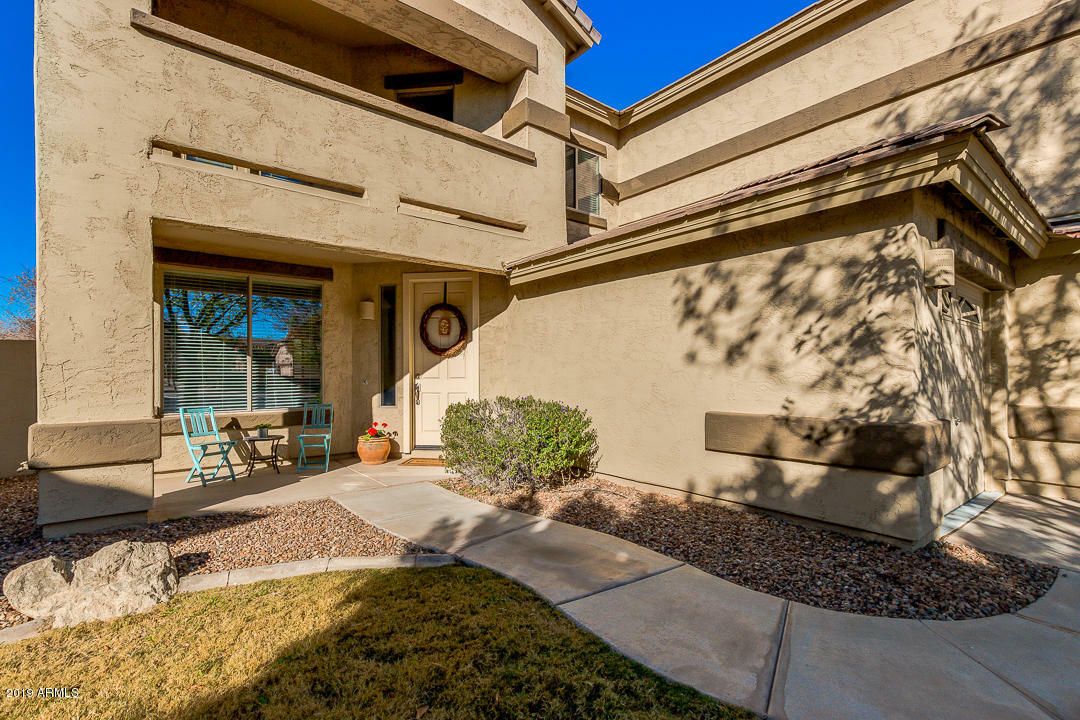 Property Photo:  2070 S Holguin Place  AZ 85286 