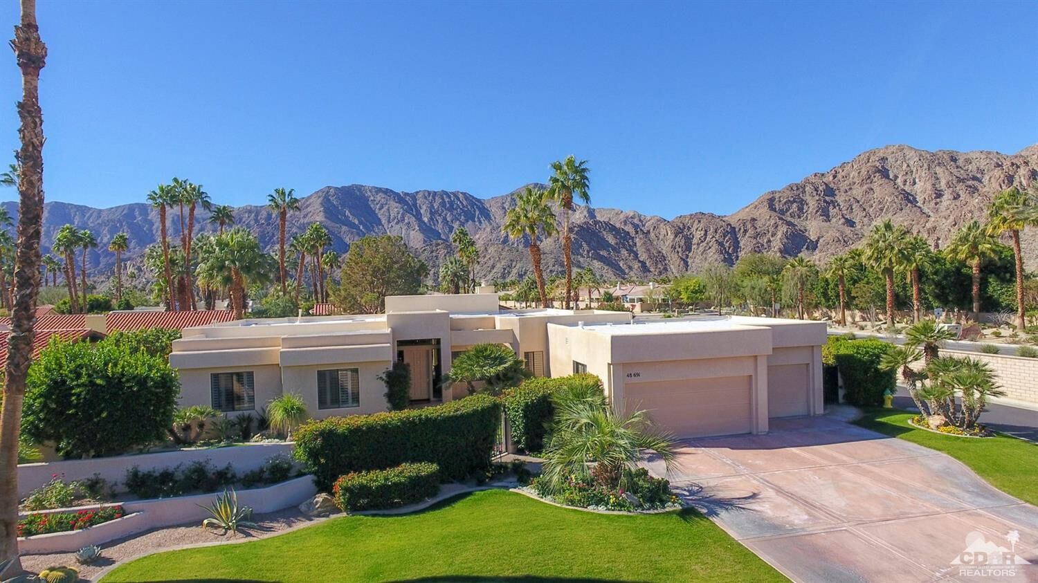 Property Photo:  48691 San Isidro Street  CA 92253 