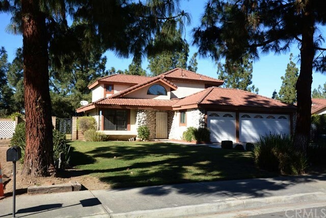 Property Photo: 1135 Crestsprings Lane CA 92506
