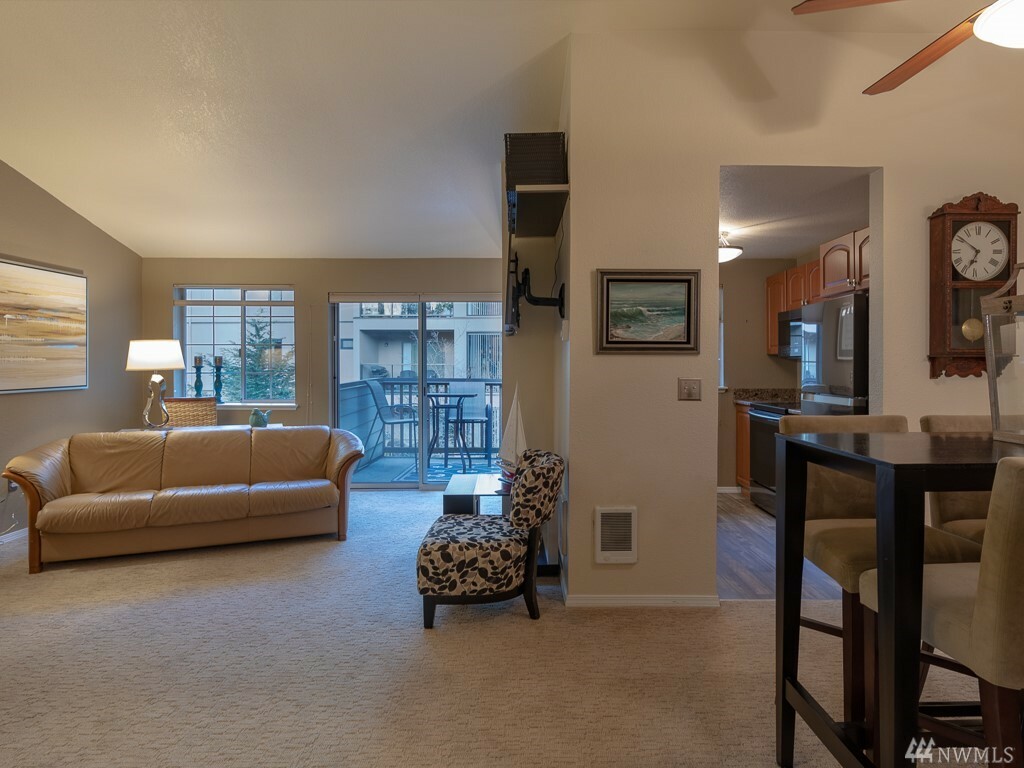 Property Photo: 15433 Country Club Dr E302 WA 98012