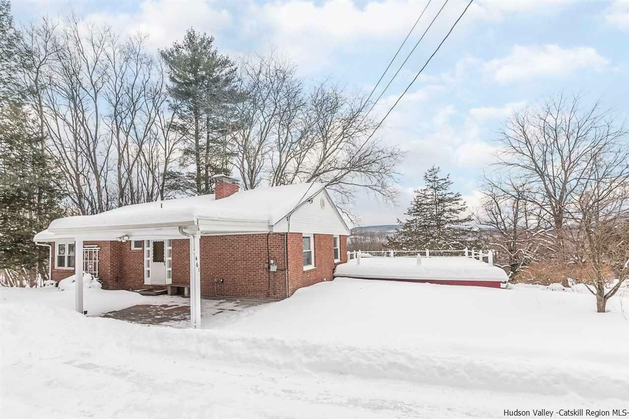 Property Photo:  461 Hillside  NY 12443 