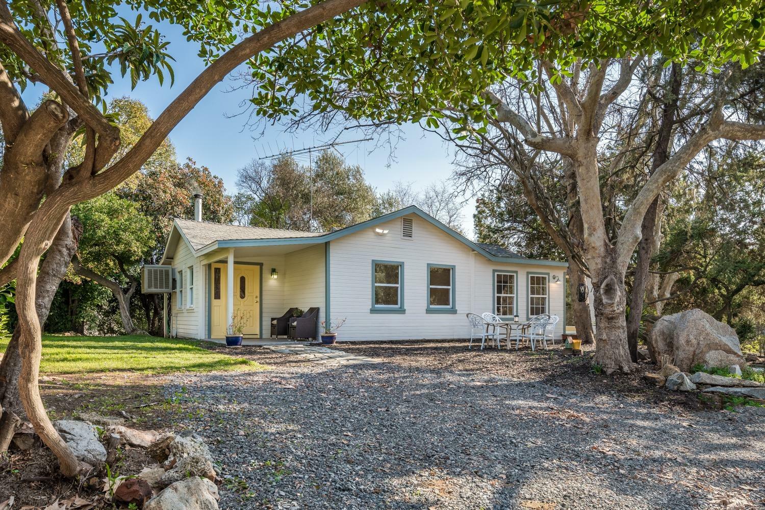 Property Photo: 1370 Taylor Road CA 95663