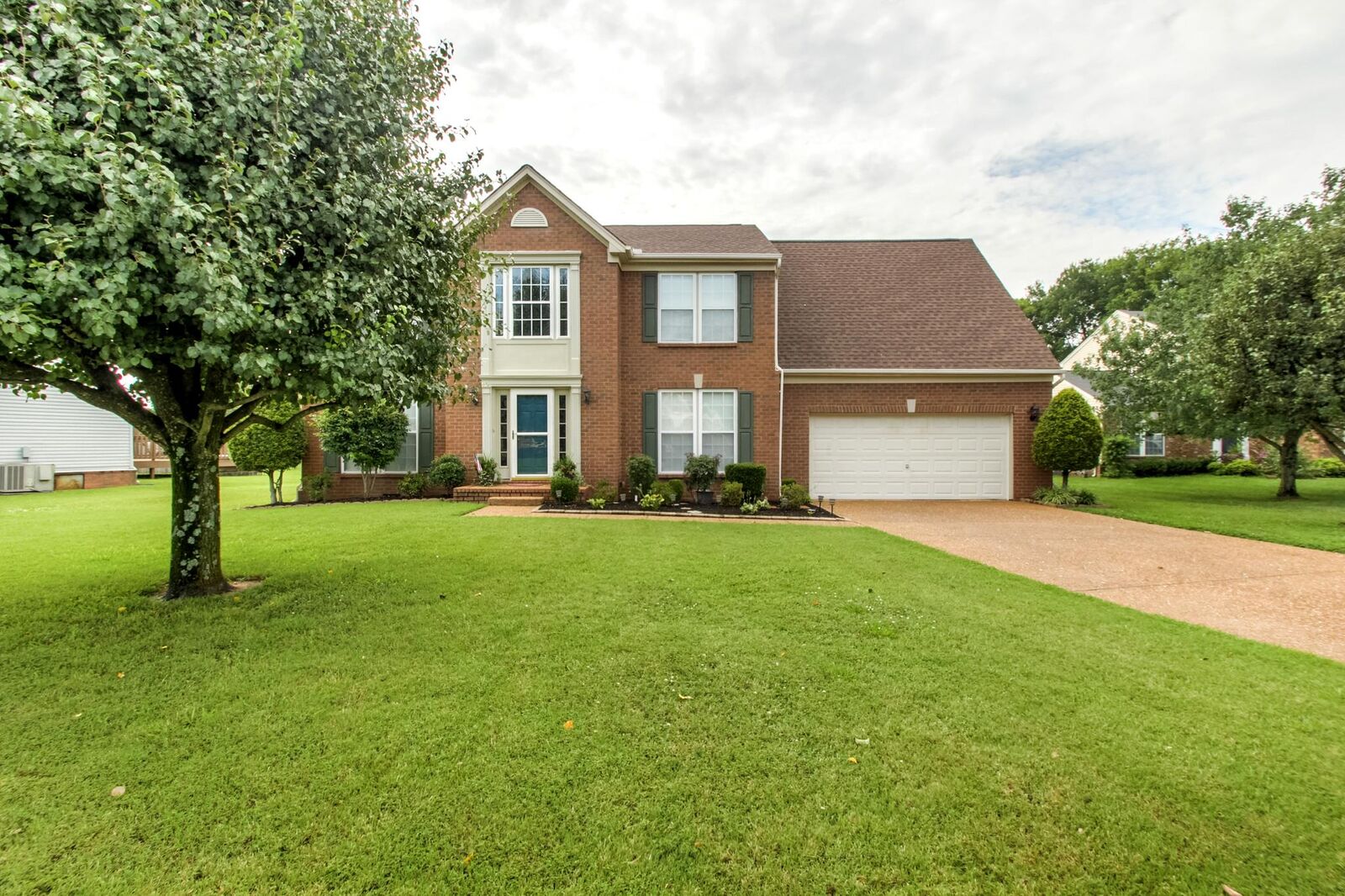 Property Photo:  4805 Kensington Dr  TN 37138 