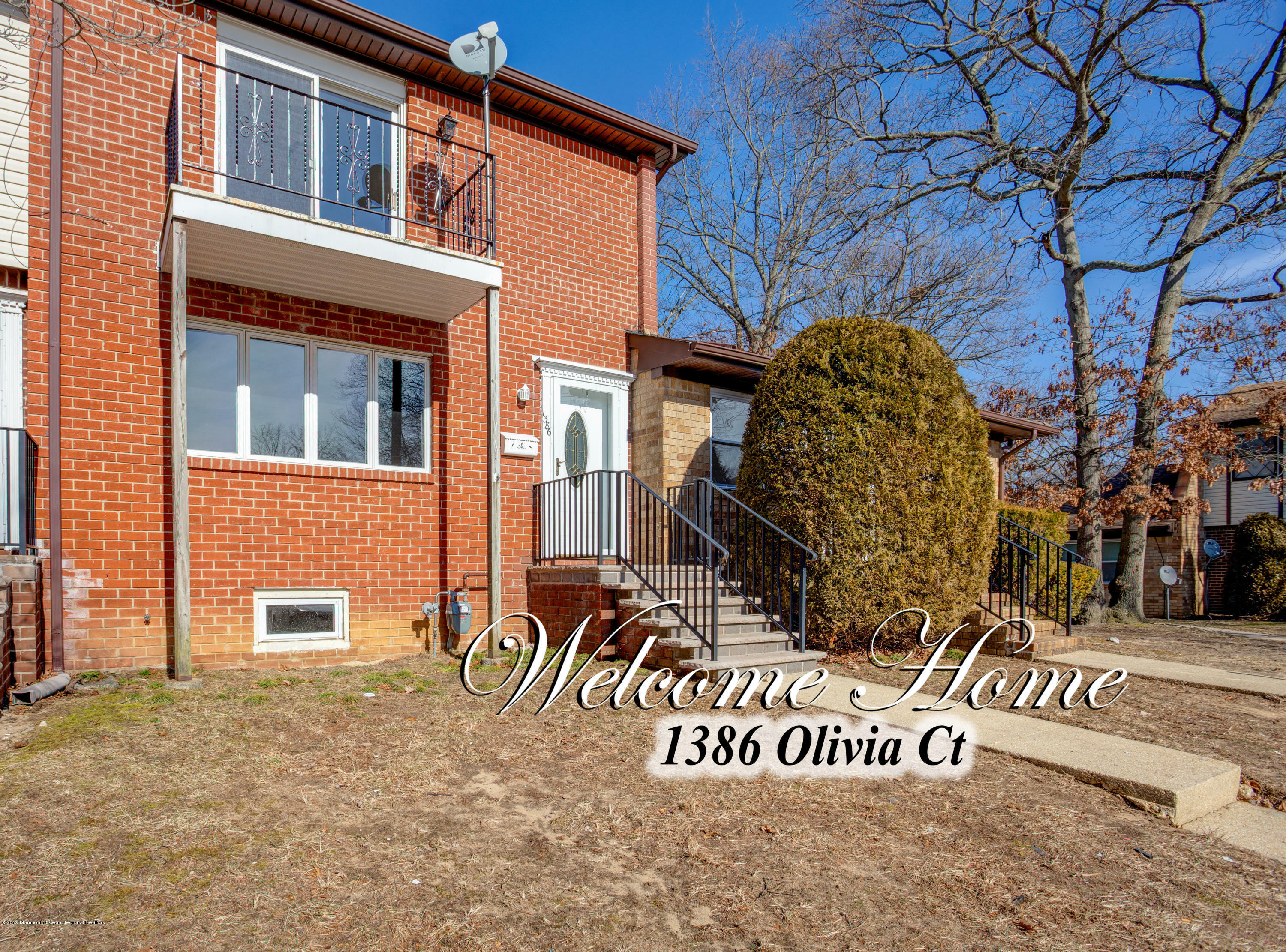 Property Photo:  1386 Olivia Court  NJ 08724 