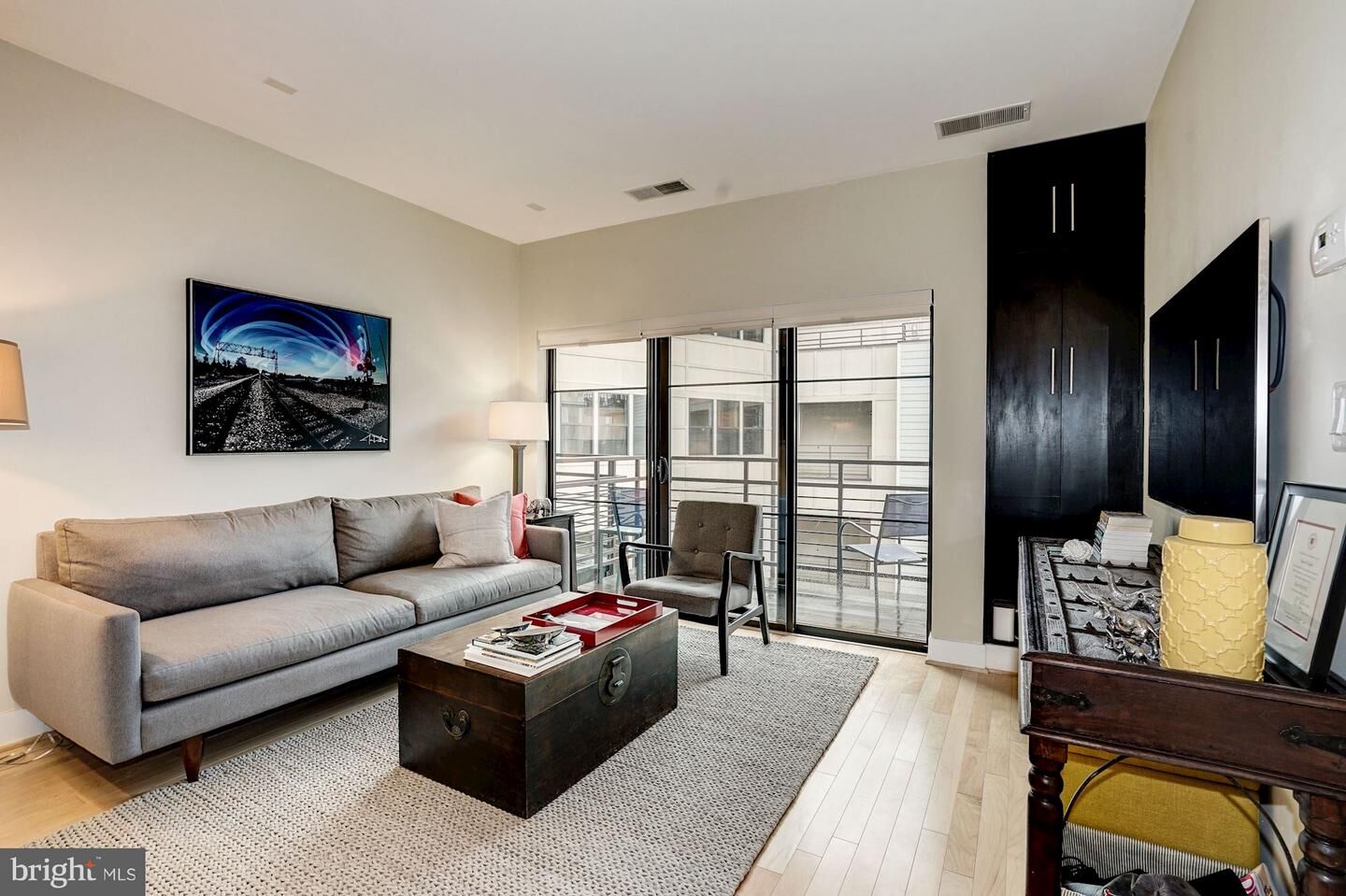 Property Photo: 5201B Wisconsin Avenue NW 309 DC 20015