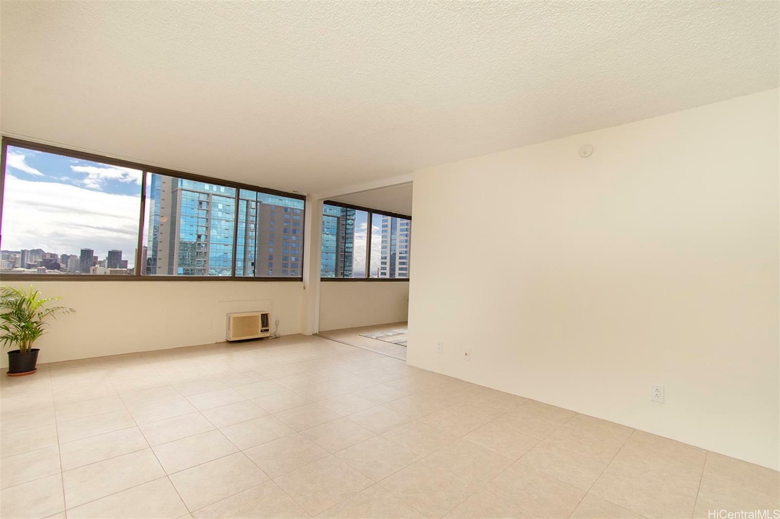 Property Photo:  55 S Kukui Street D2606  HI 96813 