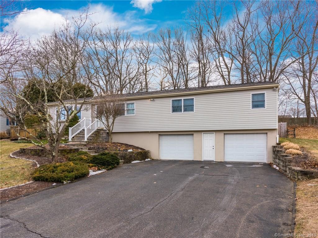Property Photo: 124 Benz Street CT 06401