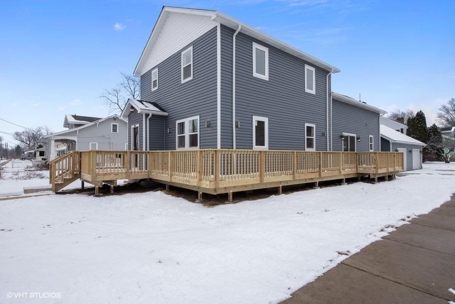 Property Photo: 501 E Clark Street IN 46307