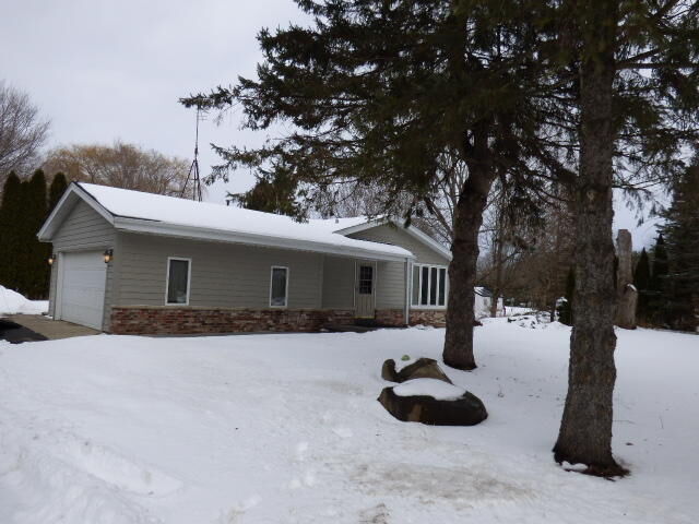 Property Photo:  W814 Miramar Rd  WI 53120 
