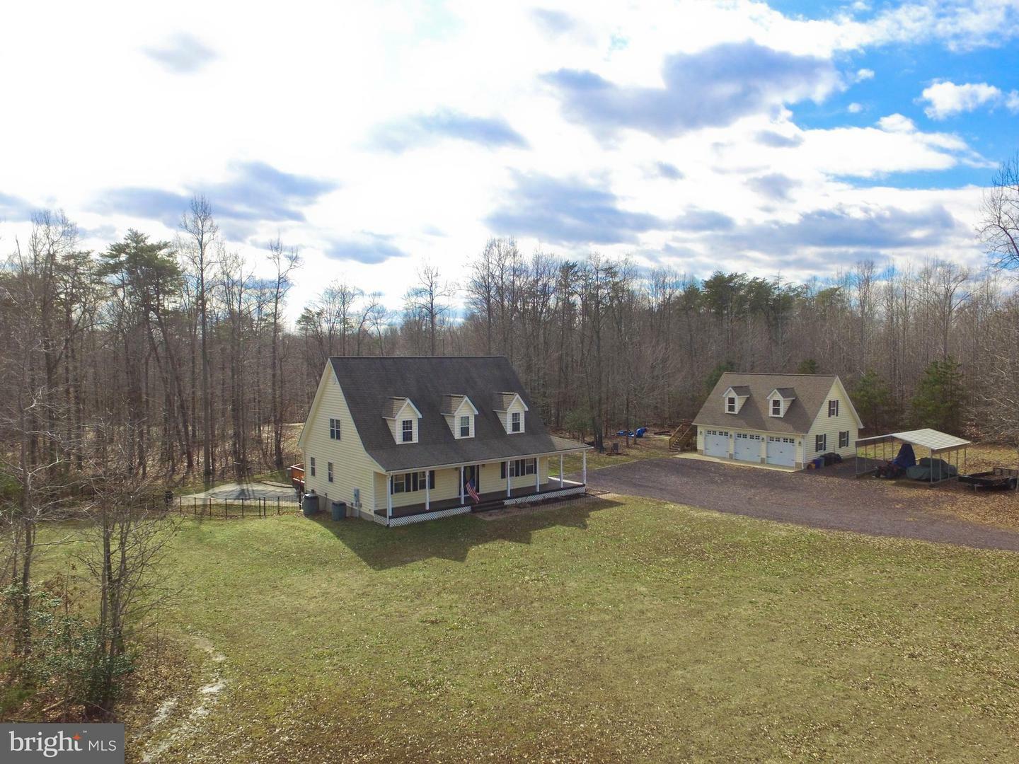 Property Photo:  9382 Bluff Way  VA 22485 