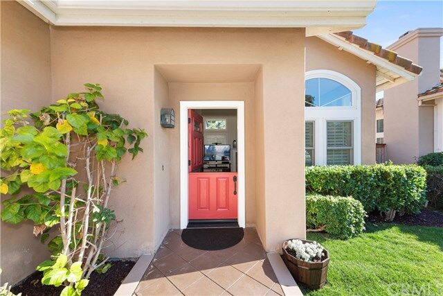 Property Photo: 12 Las Castanetas CA 92688