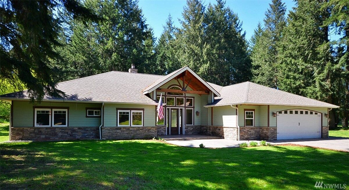 Property Photo:  13047 Morris Rd SE  WA 98597 