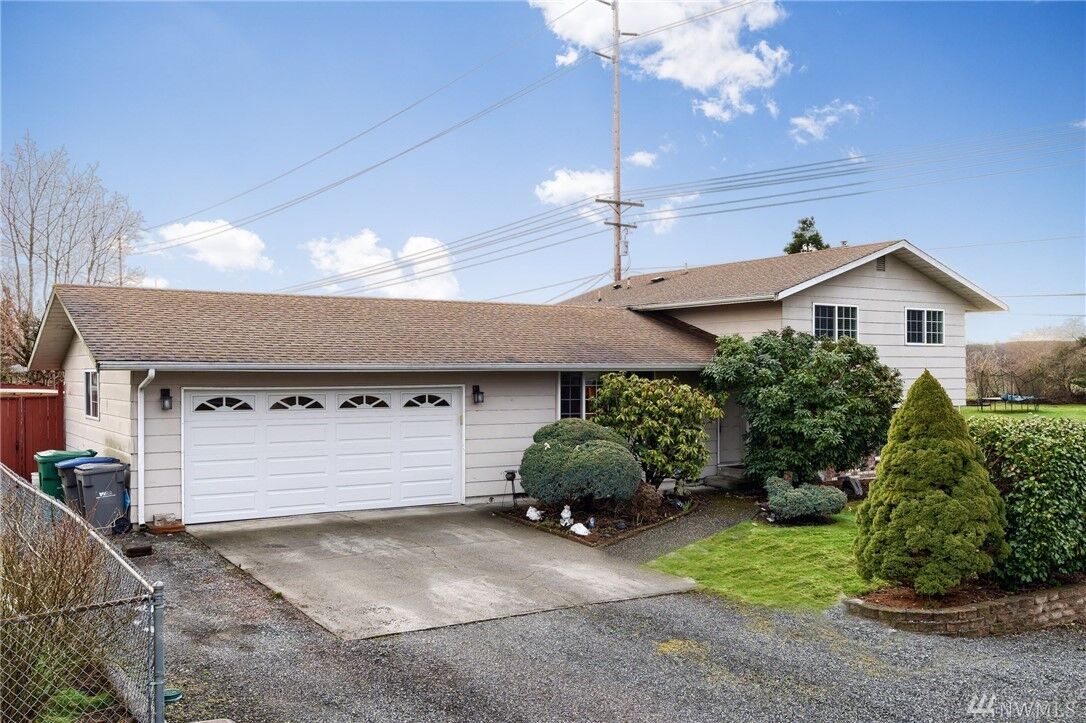 Property Photo:  19907 51st Dr NE  WA 98223 