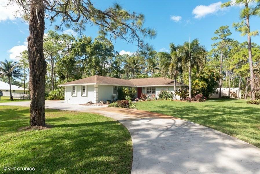 Property Photo: 13513 82nd Lane N FL 33412