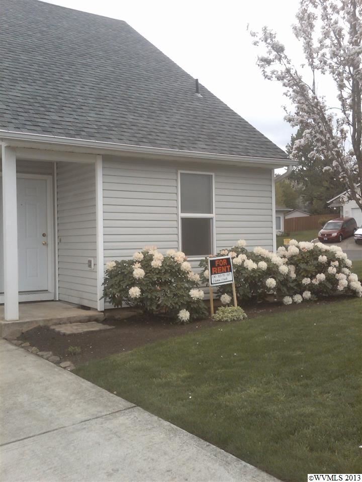 Property Photo: 1266 Charlene (-1276) St S OR 97306