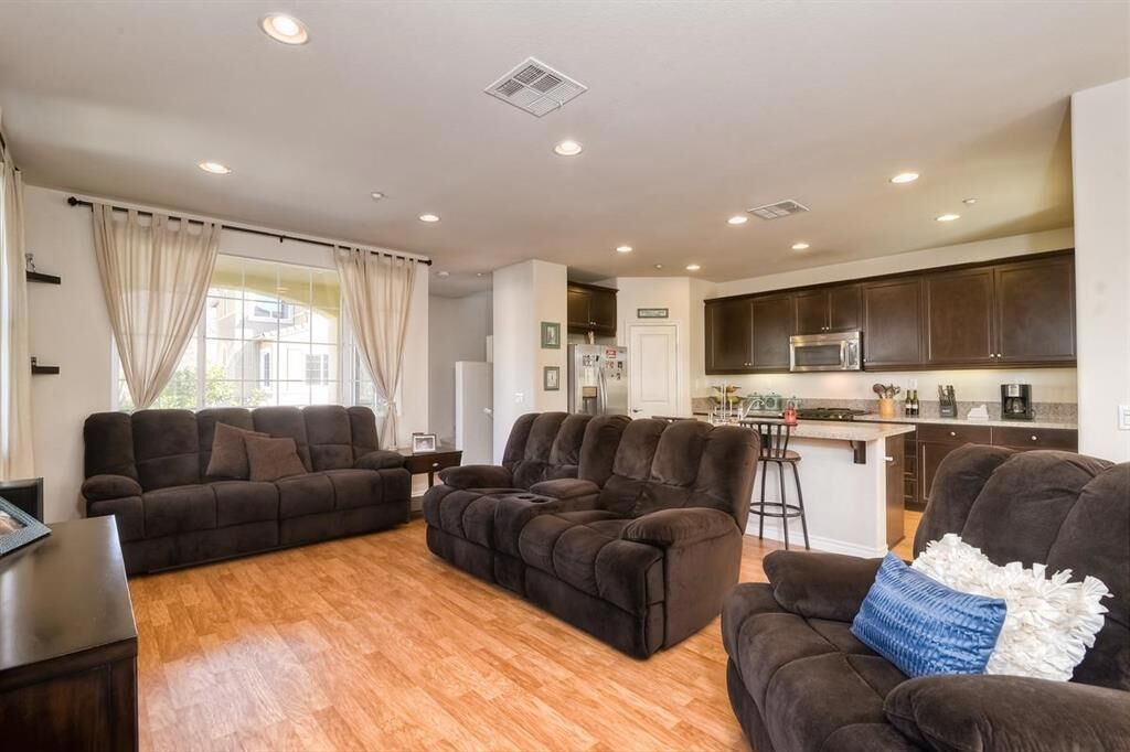 Property Photo: 2496 Antlers Way CA 92078