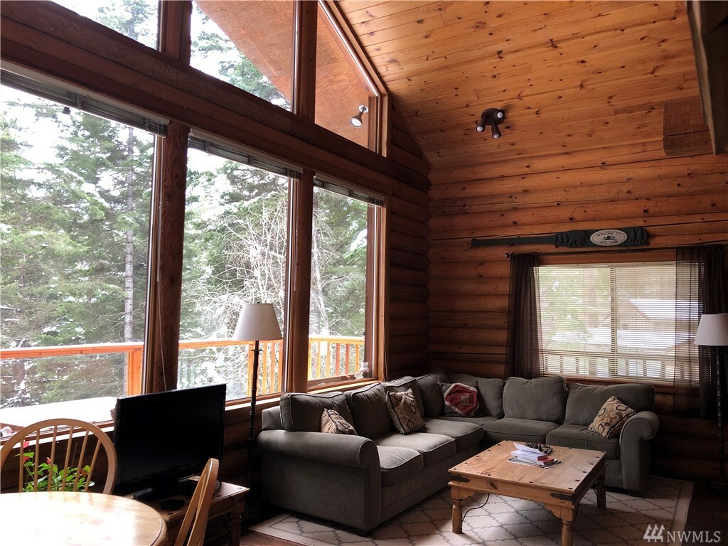 Property Photo:  40 Pecon Valley Place  WA 98922 