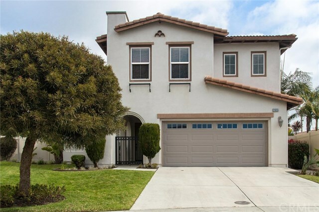 Property Photo: 2635 E Catalina Drive CA 90755