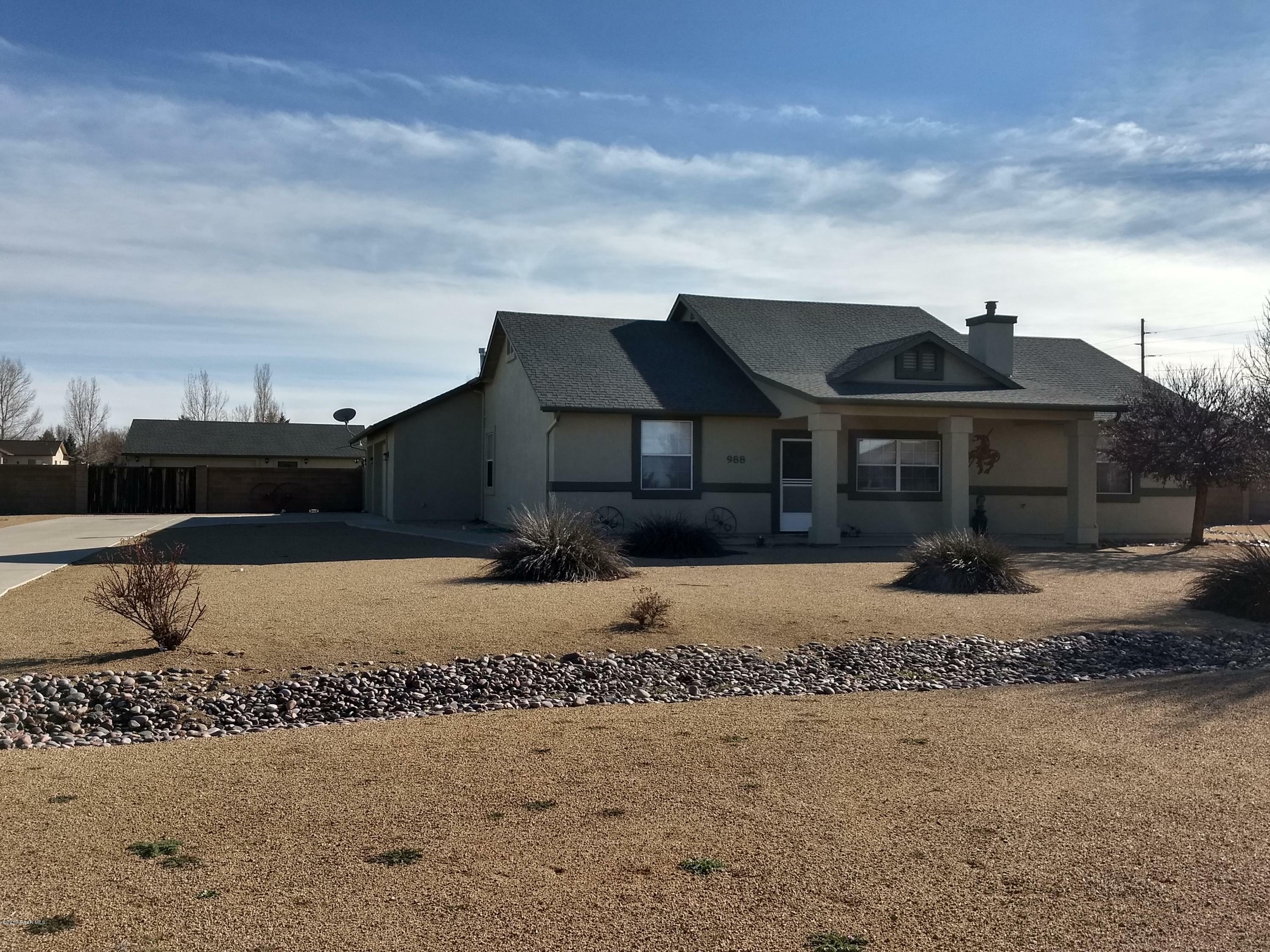 Property Photo:  988 Heather Lane  AZ 86323 