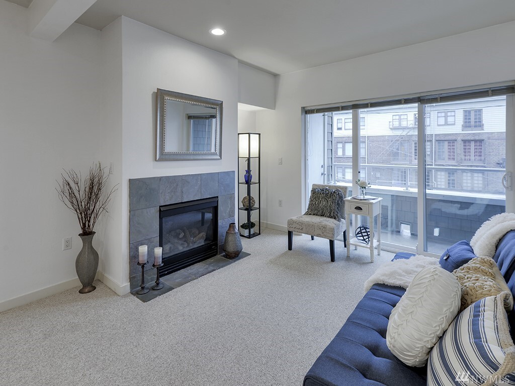 Property Photo:  1 Broadway 319  WA 98402 