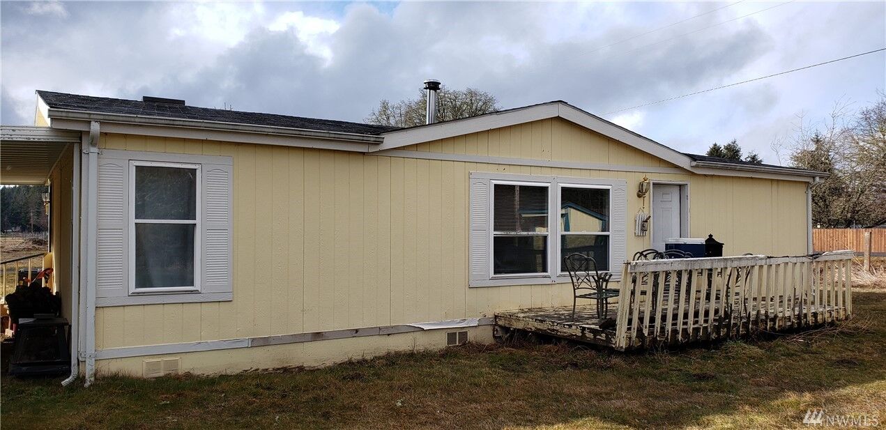 Property Photo:  14433 93rd Ave SE  WA 98597 