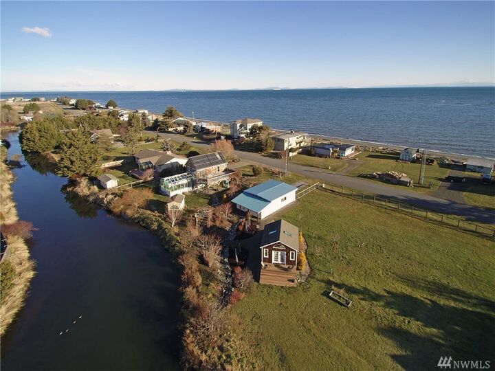 Property Photo:  872 Three Crabs Rd  WA 98382 