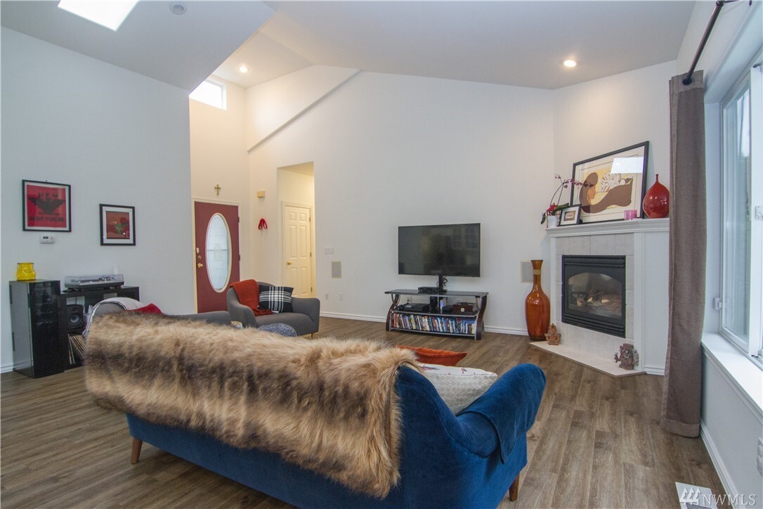 Property Photo: 2217 S 15th Street WA 98274