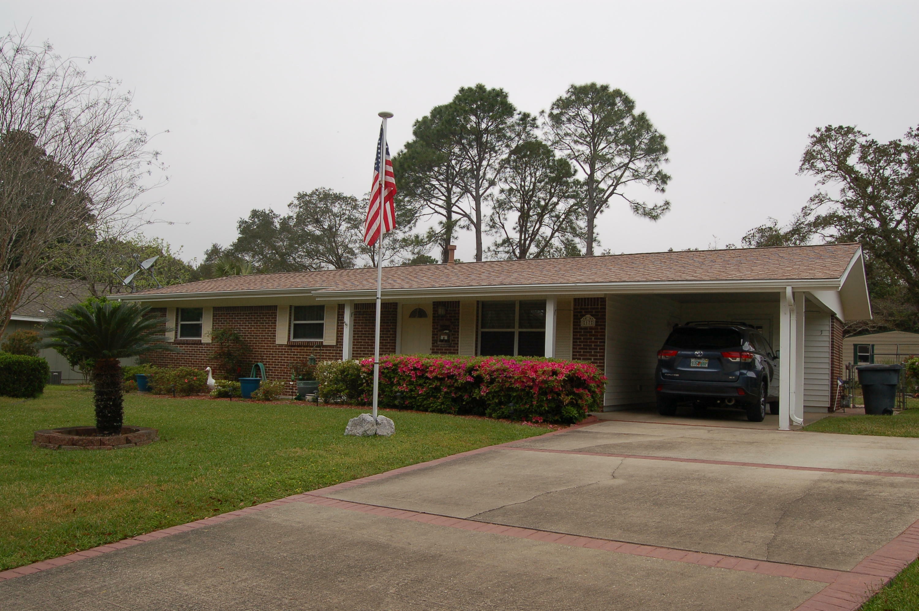 Property Photo:  17 Wisteria Court  FL 32548 