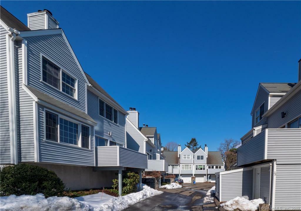 Property Photo: 33 Wilton Crest CT 06897