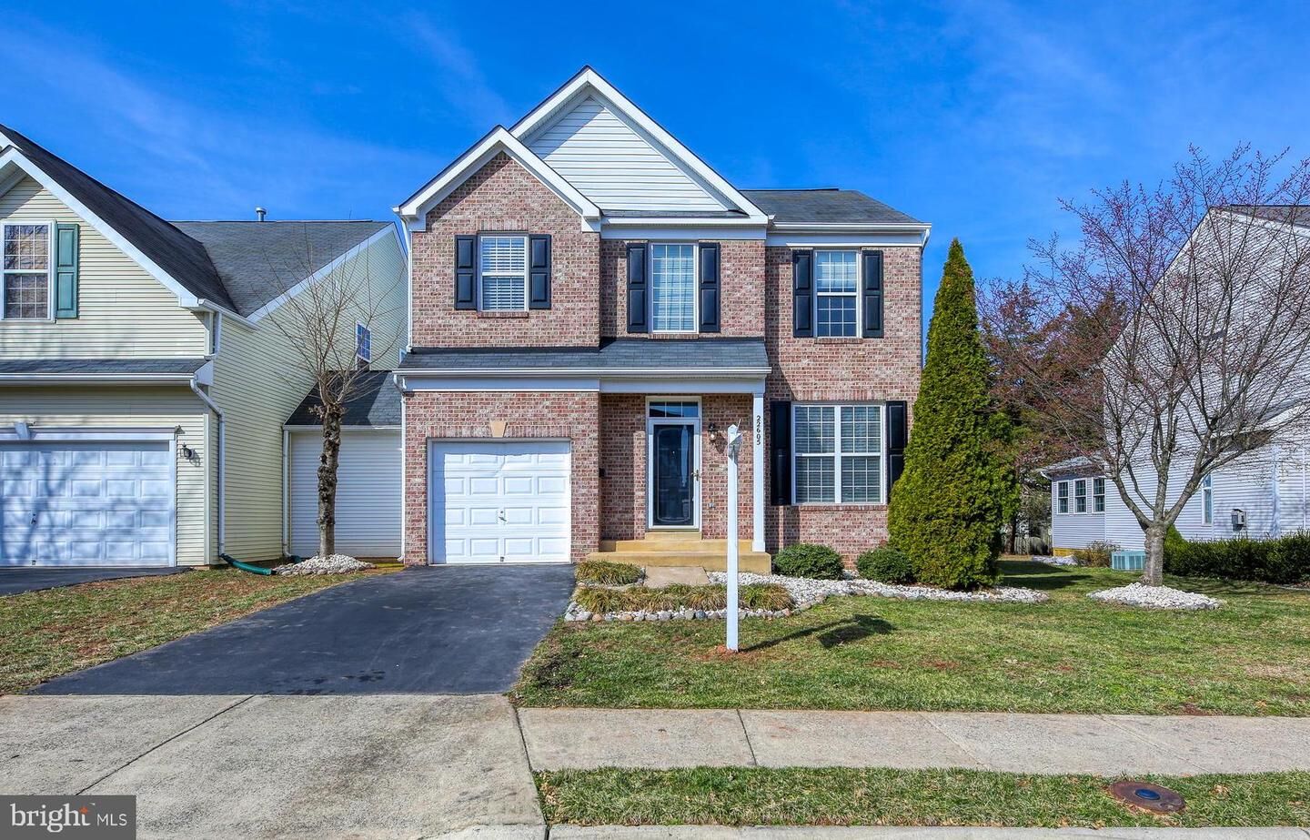 Property Photo:  22605 Maison Carree Square  VA 20148 