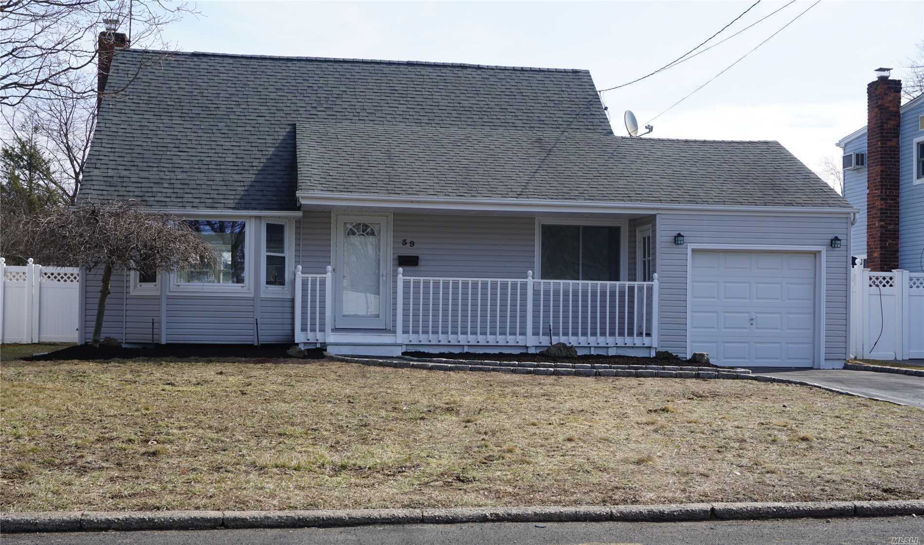 Property Photo:  39 Jean Drive  NY 11703 