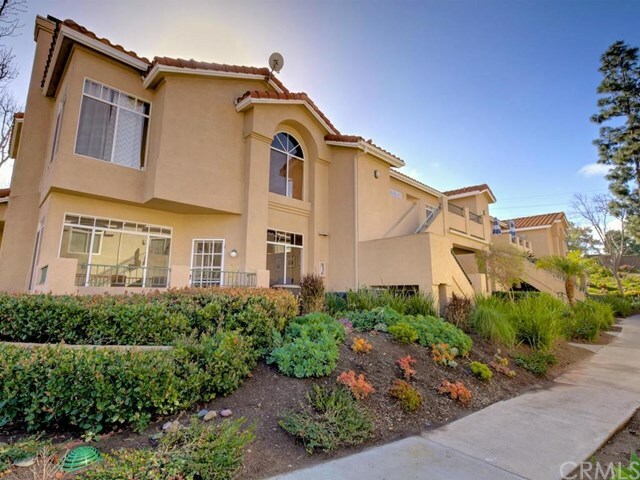 Property Photo:  66 Sandpiper Lane  CA 92656 