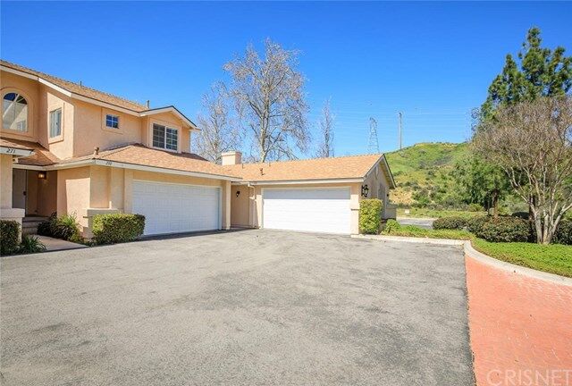 Property Photo:  22931 Banyan Place 270  CA 91390 