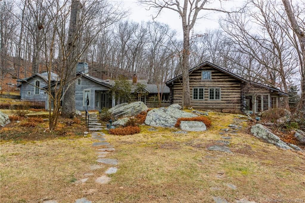 Property Photo:  43 Macintosh Road  CT 06371 