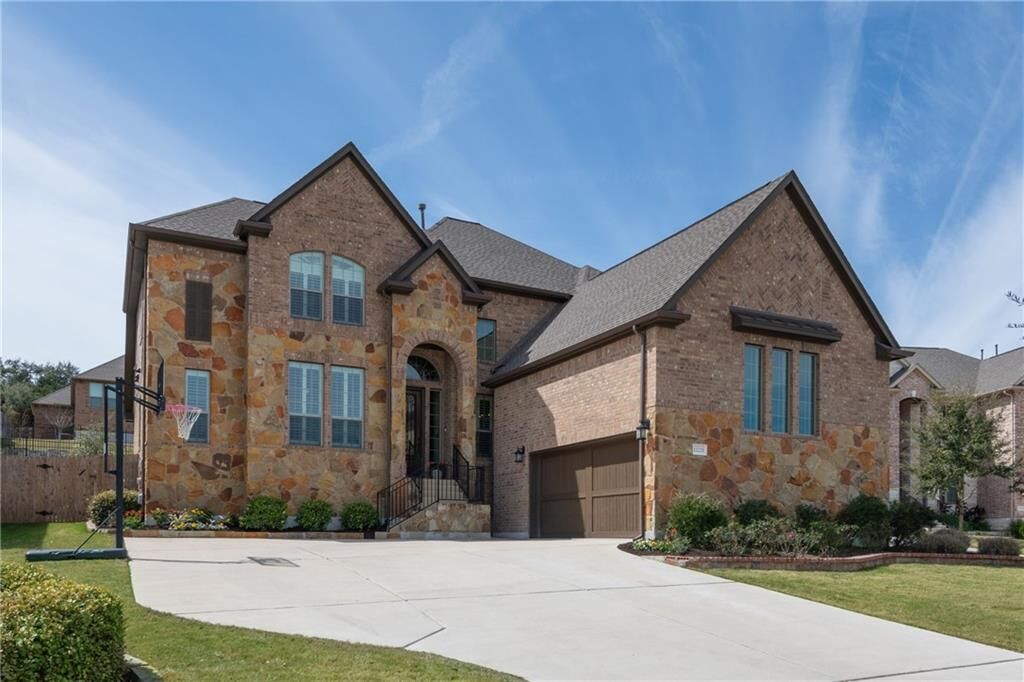 Property Photo:  12221 Labrador Bay Court  TX 78732 