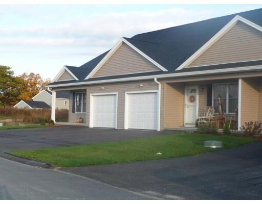 Property Photo:  14 Daniel Dr 14  MA 01537 